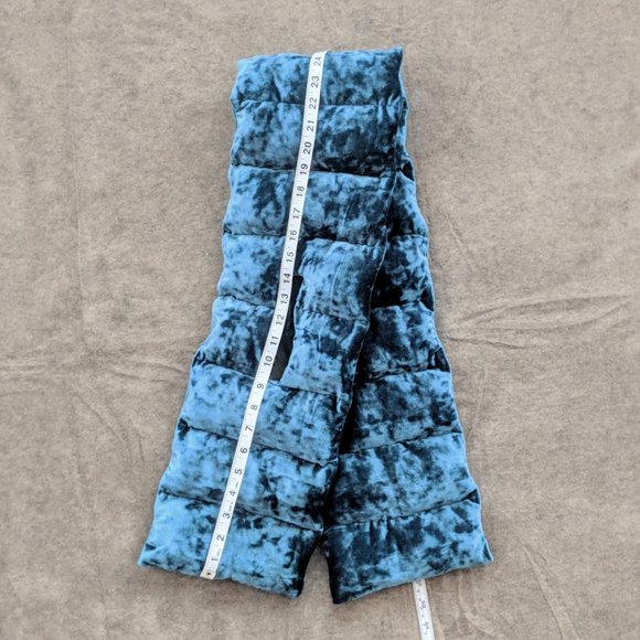 Luxe Teal Velvet Plush Pull-Through Puffer Scarf - Picture 4 of 5